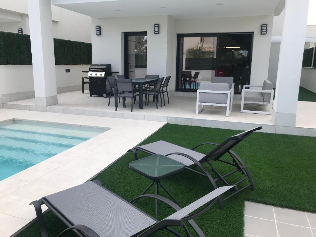 Villa Deluxe La Marina Beach Alicante Buitenkant foto